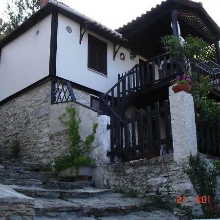 Forest House - Magnificent Sunset & Mountain View Holiday home *